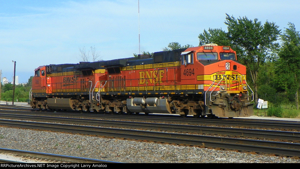 BNSF 4694